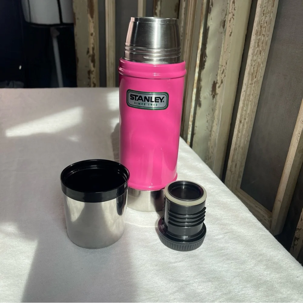 Stanley Vibrant Pink Stainless Steel Bottle - Picture 4 of 7